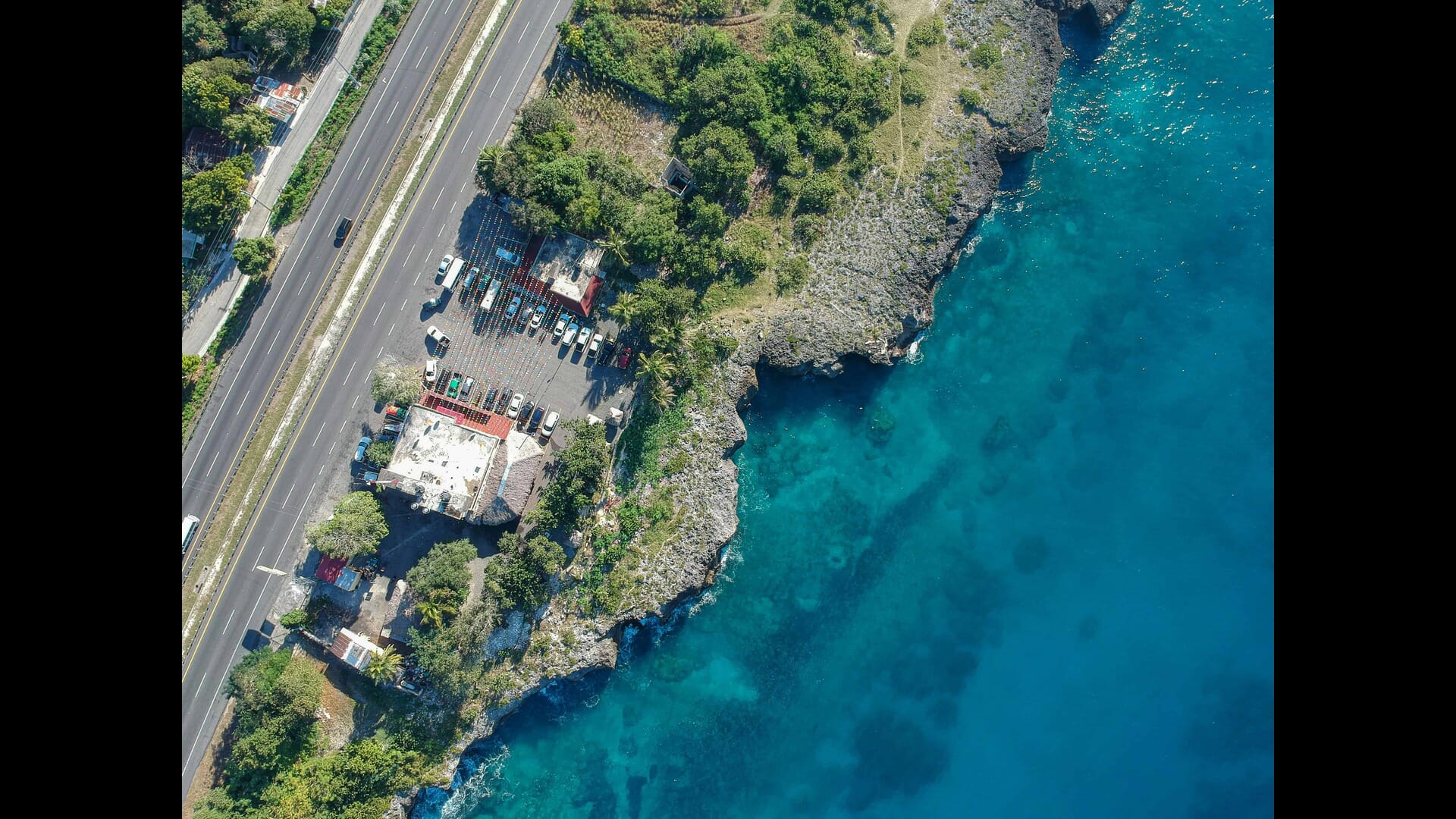 A Journey Through Dominican Literature and Poetry: Exploring the Heart of the Dominican Republic