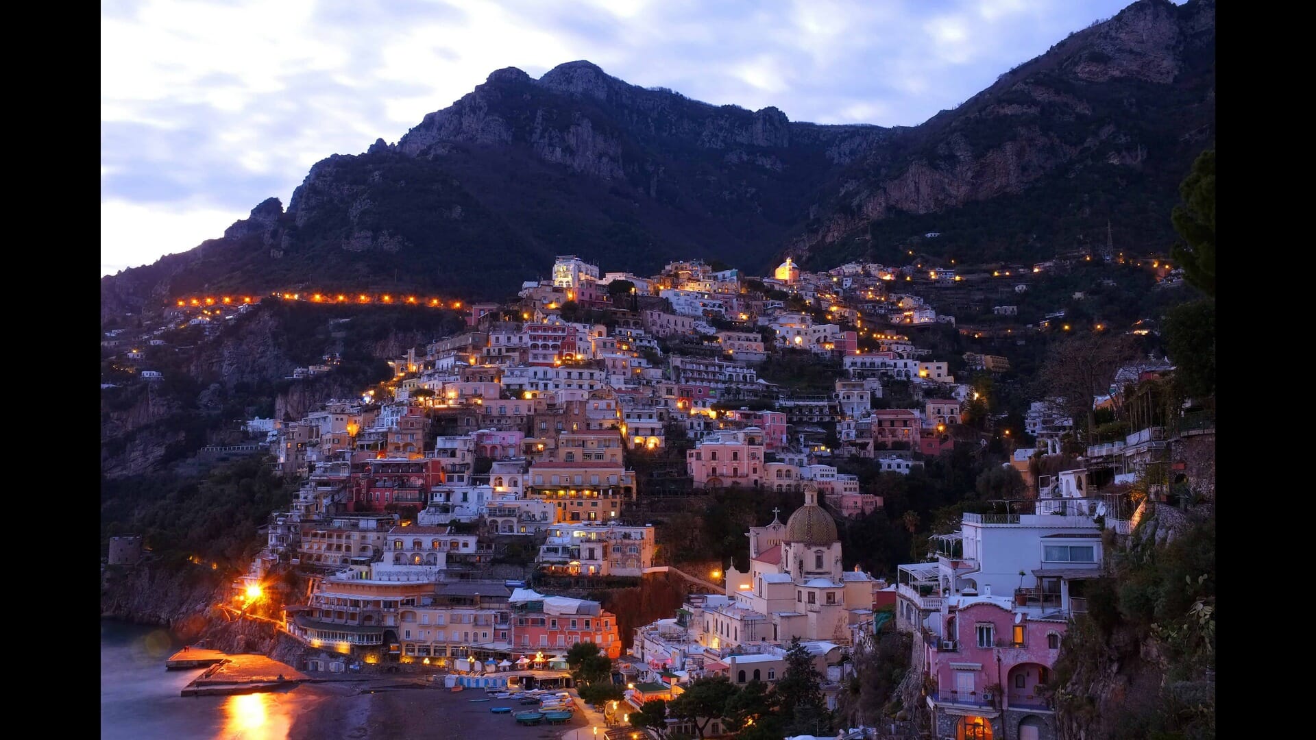 Italian Gold and Silver Craftsmanship: A Journey Through Jewelry